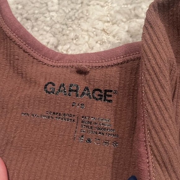 Garage top - Picture 2 of 2